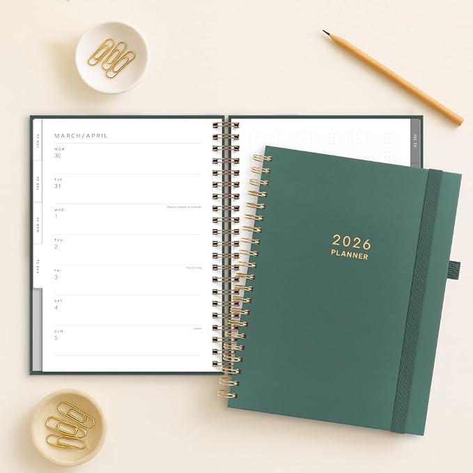 And Per Se 2026 Planner, A4 Size-Daily, Weekly & 18-Monthly Planner, Daily Schedule, Monthly Tabs, 100 GSM Thick Paper(Forest Green)