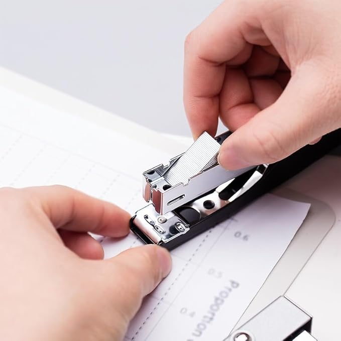 Handheld Stapler for Easy and Effortless Binding(D)