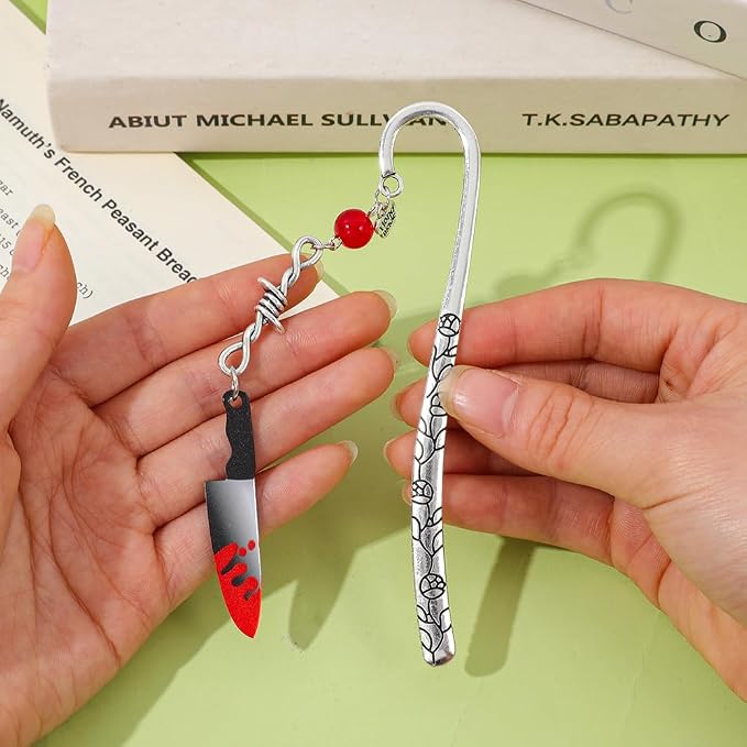 Horror Bloody Knife Metal Bookmarks Thriller Suspense Book Lover Book Charms Halloween Gifts for Friends Horror Lover Collectible Gifts Read Club Bookish Gifts (Bloody Knife Bookmark)
