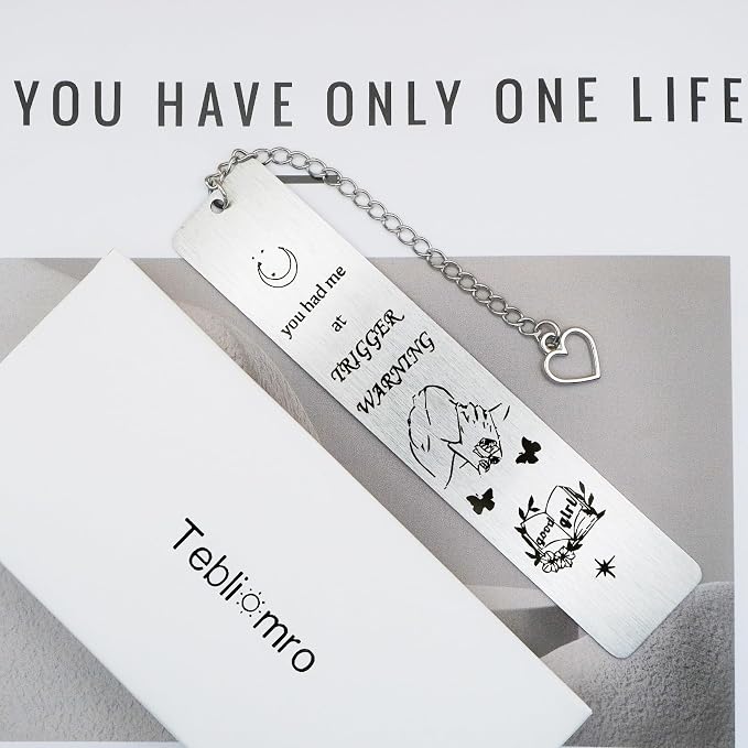 Smutty Book Lovers Gifts, Trigger Warning, Dark Romance Good Girl Book Reader Gifts for Sister Bestie Spicy Bookmark for Women Funny Bookish Bookworm Gifts Christmas Birthday