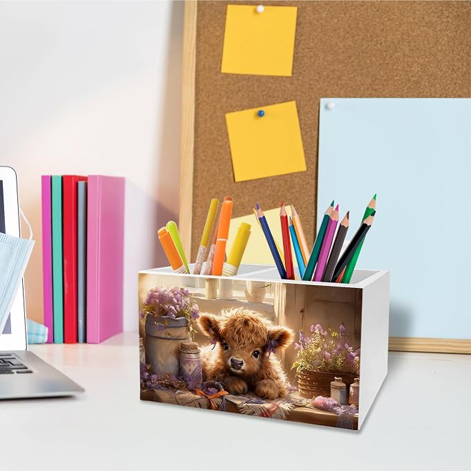 Lavender Highland Cow Pen Holder for Desk, Highland Cow Gifts for Women Pencil Organizer, Farmhouse Rustic Heifer Wooden Box Sign Desk Decor for Girl Nursery Home Office Decoration