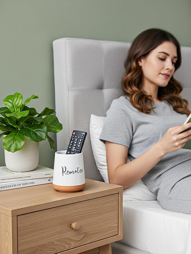LEETOYI Ceramic Bedside Remote Caddy, 4.1" Remote Control Holder for Makeup Brushes & Office Supplies, Farmhouse Remote Organizer for Table, Living Room, Bedroom & Office