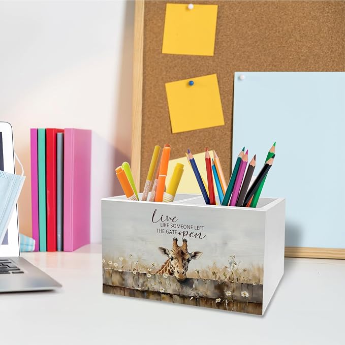 Rustic Giraffe Pen Holder for Desk, Giraffe Lover Gifts Pencil Organizer, Live Like Someone Left the Gate Wooden Box Sign Desk Decor for Farmhouse Home Office Decoration