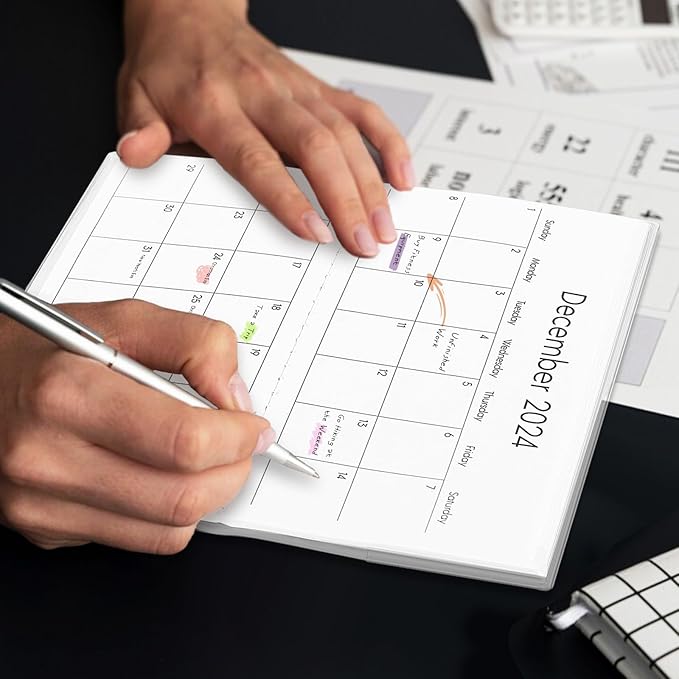 Pocket Calendar 2025-2026, Small Pocket Planner 2026 for Purse, Monthly Planner with Pvc Cover, Small Size (3.5" x 6"), From January 2025 - December 2026 - Bird