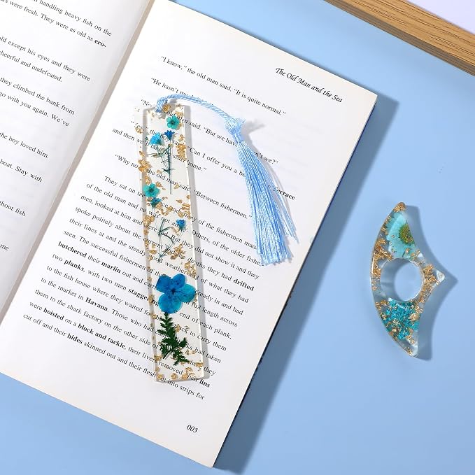 2Pcs Book Page Holder, Dried Flower Resin Thumb Book Page Holder and Bookmark with Tassel, Book Accessories for Reading Lovers, Gift for Bookworm, Readers, Literary, Students, Teachers (Lake Blue)
