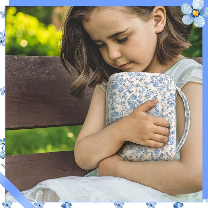 Aliceset Large Bible Cover Case for Women, Blue Floral Quilted Cotton Bible Carrying Case Organizer Bag with Handle and Zipper, for Christian Easter Gifts, Study Supplies Accessories
