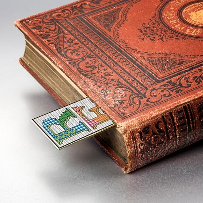 Leisure Arts Bookmarks Book