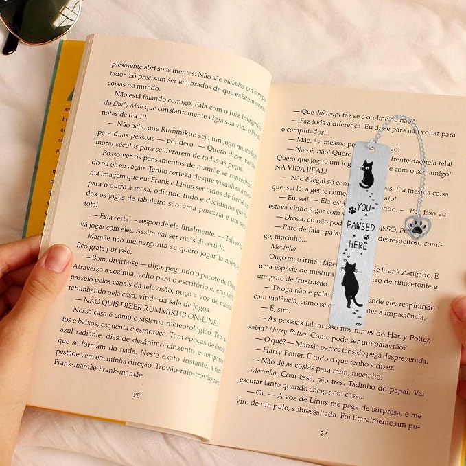 Cat Bookmark, 12.9x2.5cm/5.08x0.98in Zinc Alloy Adorable Metal Cute Funny Black Animal Paw Prints Reading Book Marks Marker Bookmarker for Teacher Student Friend Women Book Lovers Gift Accessories