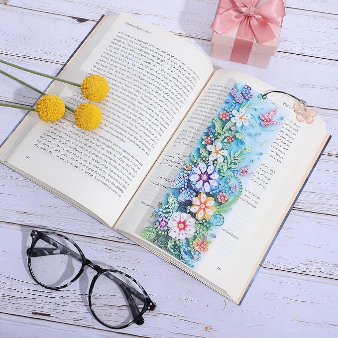 4Pcs Bookmarks Diamond Book Mark Kit Diamond Art Accessories Paint by Dots Bookmarkers Craft DIY Gem with Rhinestone Tassel Paint by Diamonds for Women Graduation Birthday Reader