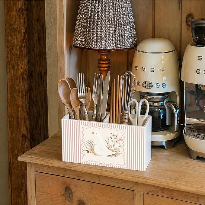 Cute Goose Pen Pencil Holder for Desk Goose Nursery Decor, Flower Geese Wooden Box Sign Desk Decor for Kids Girls Room Nursery Playroom Decoration