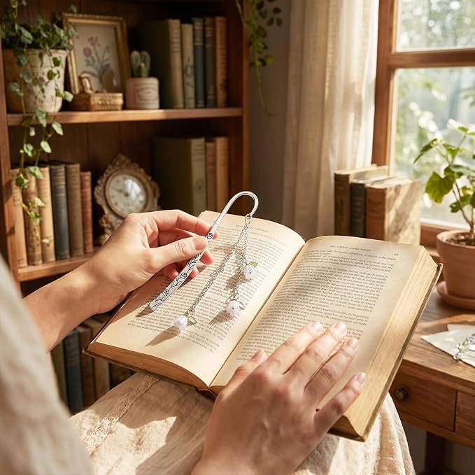 Gjinxi Bookmarks for Women Reading, Cute Lily Floral Book Page Marks Metal Reading Gifts with Pendants for Book Lovers Student Teacher Readers Friends Club Retirement Birthday Valentines Mothers Day