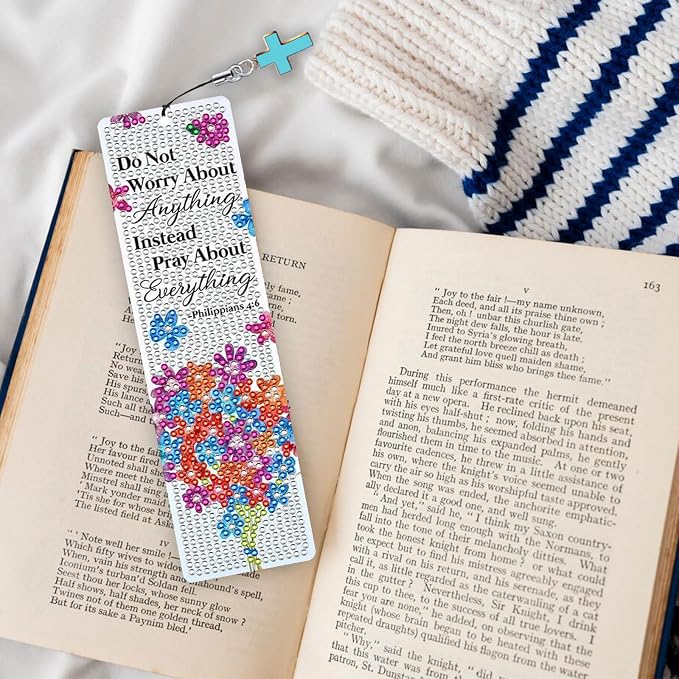 8PCS Diamond Painting Art Bookmarks,Cute Acrylic Bookmarks Crafts Kits Gifts with Pendants for Adult Women Book Lovers (Flower)