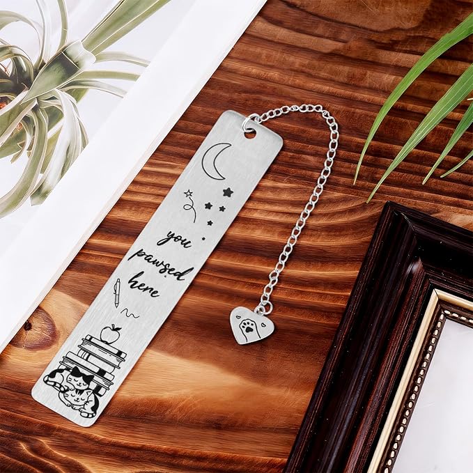 Cat Bookmark for Women Men, Cute Metal Sleeping Cat Book Mark Bookmark Reading Accessories for Friends Readers Club Book Lover Gift