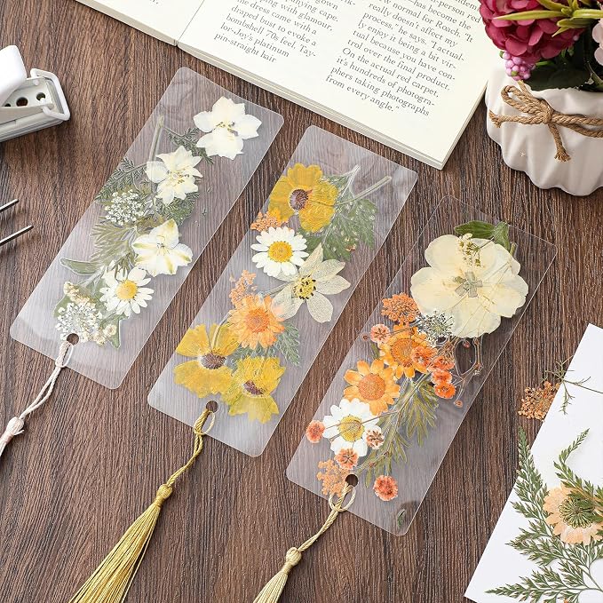 Fuyoooo 376 Pcs Dried Flower Bookmark Making Kit, DIY Bookmark Laminating Pouches with Tassels and Puncher, Handmade Craft Kit for Women, DIY Gifts for Book Lovers (Light Colors,2 x 6 Inch)