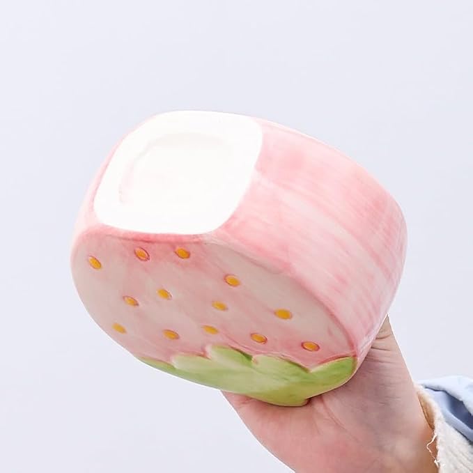 Strawberry Pencil Holder Toothbrush Holder Cute Pen Holder for Desk Organizer Makeup Brush Pencil Cup Kawaii Desk Accessories Aesthetic Office Home Decor Birthday Gifts for Women (Pink)