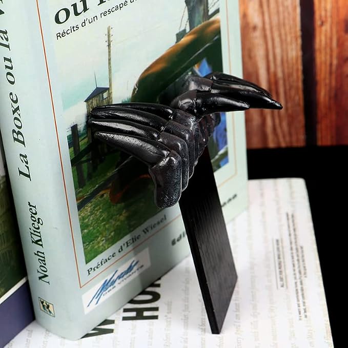 Creepy Thriller Demon Claw Resin Bookmark - Personalized Cool Horror Monster Hand Bookmark for Book Lovers
