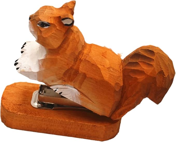 Wooden Animal Stapler, Desktop Stitcher Art Figurine Statue Sculpture Wooden Stapler for School Office Stationery (Squirrel)