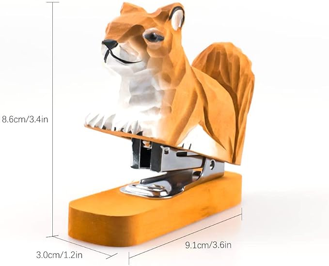 Wooden Animal Stapler, Desktop Stitcher Art Figurine Statue Sculpture Wooden Stapler for School Office Stationery (Squirrel)