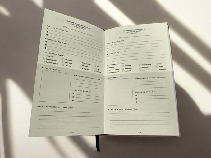 ALHAMDULILLAH JOURNAL: Daily Gratitude, Inspiring Quotes, Habit Tracker & Monthly Reflections - Wellness Gift for Muslim Men & Women, Great for Ramadan & Eid