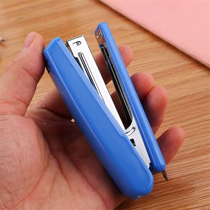 1 Piece of Mini Stapler, Stationery, Office Supplies, Staples, Office Accessories(E)