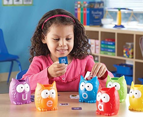 Learning Resources Vowel Owls Sorting Set - Phonics Games for Kids, Vowel Sounds, Toddlers Vocabulary Building, ABC Word Game, Reading skills Toys, Learn to Read, Gifts for Boys and Girls