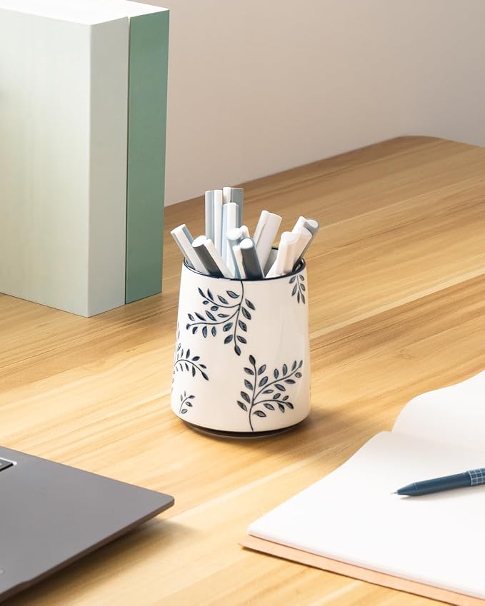 Pencil Holder for Desk, Ceramic Pen Holder, Blue and White Chinoiserie Desk Pen Organizer, Leaf