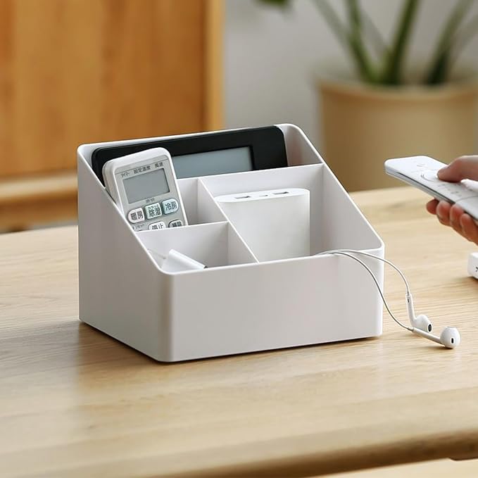 Desktop Storage Box. Plastic Multifunctional Organizer with Multiple Compartments for Makeup, Office Supplies, Dormitory, and Living Room, 19x18.8x14.3cm.