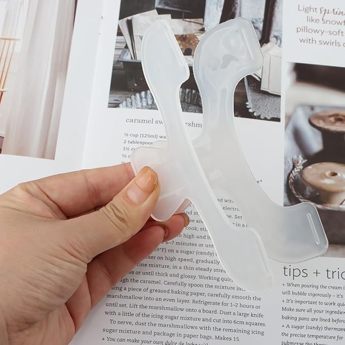2pcs Transparent Book Clips Book Page Holder Bookmark Books Page Open Holder for Teachers, Students,Clerks, Ideal for Classroom, Office(Color:Clear)