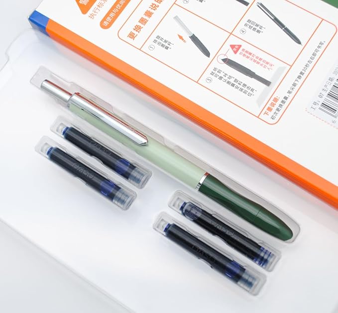 OASO K016 Retractable Fountain Pen Set 0.5mm with 4pcs Blue Ink Cartridges Smooth Writing for School Students (Deep Sea Green)