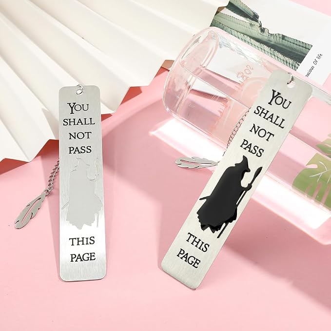 3Pcs Fantasy LOTR Metal Bookmarks Set, Elvish Leaf Pendant with Sword Charm, Evenstar Engraving, Epic Quotes Carved, Dark Academia Book Accessories, Gifts for Readers (B&W Gandalf)
