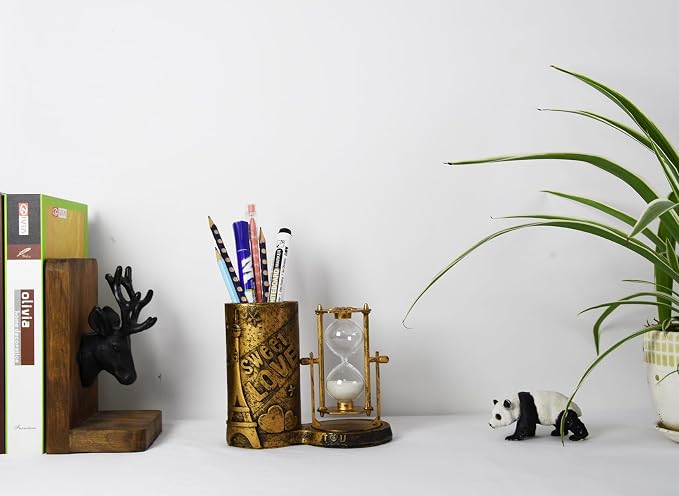 Owlgift Love-Themed Pencil Holder with Hourglass, Resin Desktop Organizer for Office & Study, Pen Holder with Sand Timer, Classic Love Addition Scissors Storage, Artistic Accessory Gift for Lovers