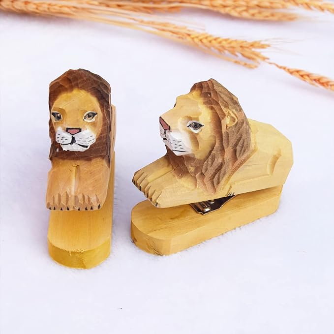 Wooden Animal Stapler, Desktop Stitcher Art Figurine Statue Sculpture Wooden Stapler for School Office Stationery (Lion)