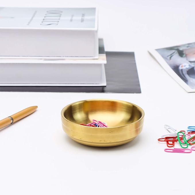 Small Gold Paperclip Holder for Desk, Round Paper Clip Holder Push Pin Organizer Stainless Steel Paper Clip Dispenser Desktop Organizer Cute Storage Plate Desk Accessories (Gold Paperclip Holder)