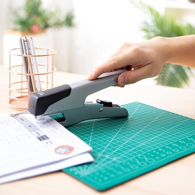 Desk Stapler Handheld Stapler Durable Metal Stapler 20 Sheets of Paper Capacity Suitable for Office Document Binding Available in Silver/Black Colors School Supplies (Color : A)