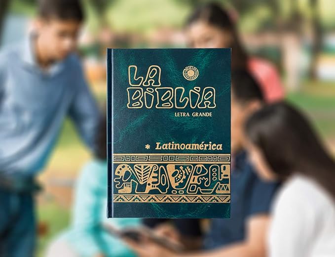 La Biblia Catolica Latinoamericana Letra Grande Edicion Cartone en Español con Señalador Biblico - The Latin American Catholic Bible Spanish Edition with Bookmarks (Green)