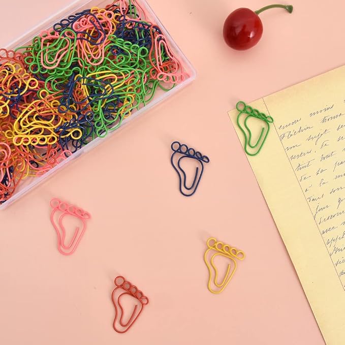 Vuzvuv 100Pcs Rainbow Creative Footprint Paper Clips Assorted Colors Cute Metal Footmark Shaped Bookmark Clips for Party Invitation Card Student Gift Notebook Office Accessories Document Organization