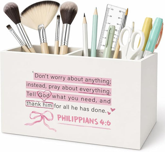 Christian Pen Pencil Holder for Desk, Coquette Pink Bow Christian Gifts for Women, Preppy Bible Verse Pencil Holders Wooden Box Organizer for Girls Room Bedroom Dorm Desk Tabletop
