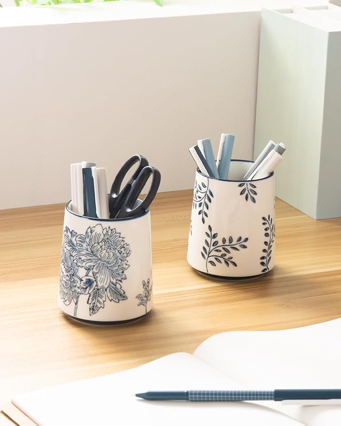 Pencil Holder for Desk, Ceramic Pen Holder, Blue and White Chinoiserie Desk Pen Organizer, Leaf