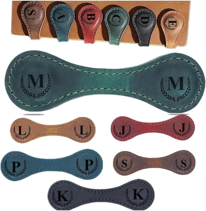 Personalized Magnetic Leather Bookmark, 26 Letter Initial Bookmarks, Multi-Functional for Women, Teachers, Book Lovers (M, Green)