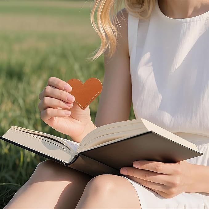 Leather Heart Bookmarks - Kinsound 6 Pieces Cute Corner Page Book Marks for Teachers Students Book Reading Lovers, for School Office Home Supplies (Heart（6pcs）)