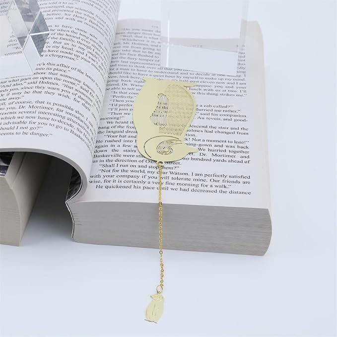 6 Pack Metal Animal Bookmarks with Chain, Golden Hollow Bookmark Gift for Book Lovers, Writers, Readers, Children, Teens, Men, Women, Adults