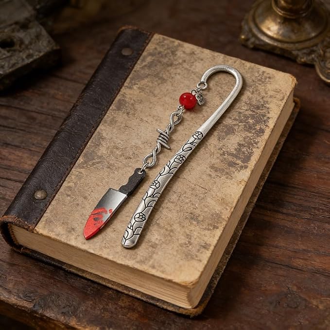 Horror Bloody Knife Metal Bookmarks Thriller Suspense Book Lover Book Charms Halloween Gifts for Friends Horror Lover Collectible Gifts Read Club Bookish Gifts (Bloody Knife Bookmark)
