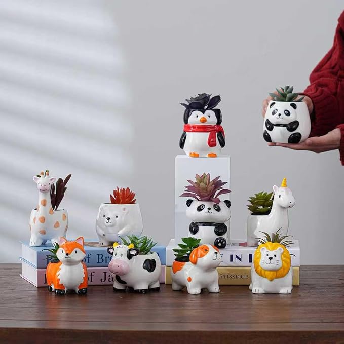 Adorable Cartoons Shaped Ceramic Pencil Holders - Multifunctional Desktop Organizers (Penguin)