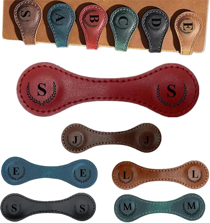 Personalized Magnetic Leather Bookmark, 26 Letters Bookmark Customized Initial Bookmarks Multi Functional Bookmark Cute Bookmark Meaningful Gift for Wonmen Teachers, Book Lovers (S, Red)