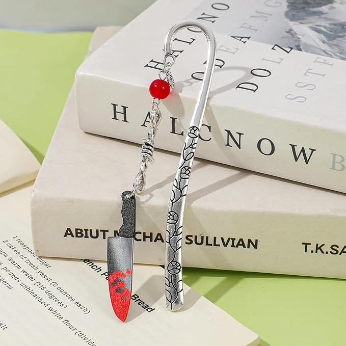 Horror Bloody Knife Metal Bookmarks Thriller Suspense Book Lover Book Charms Halloween Gifts for Friends Horror Lover Collectible Gifts Read Club Bookish Gifts (Bloody Knife Bookmark)