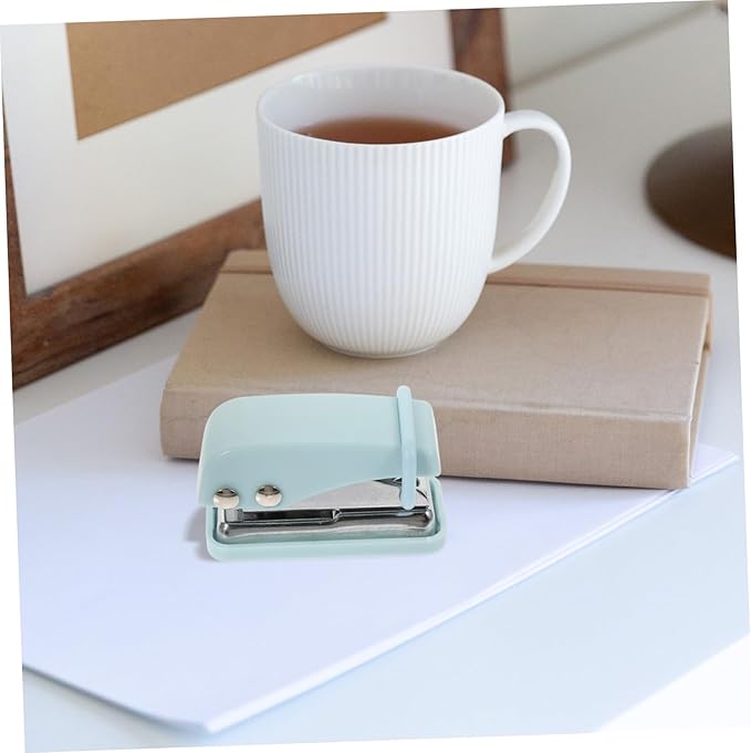 Housoutil Mini Hole Punch Portable Stapler for Office School Supplies and Compact