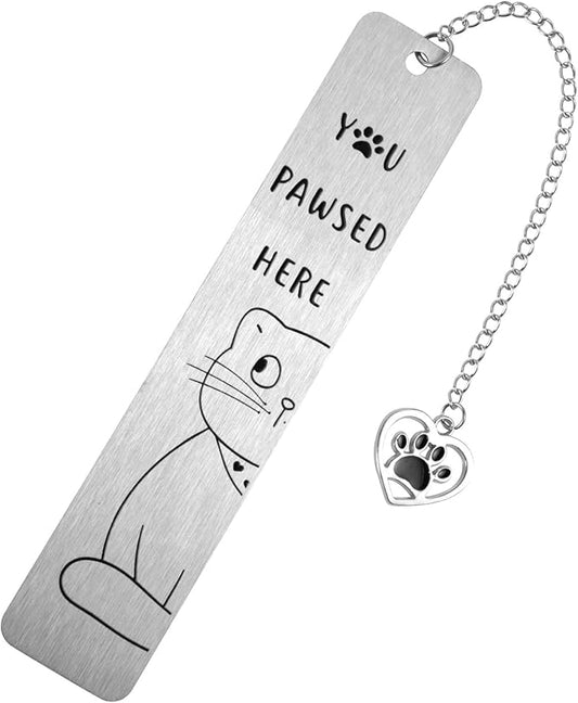 Cat Bookmark for Women, Zinc Alloy Kitten Book Marker with Heart Pendant Scarf Cat Design Fun Animal Bookmark Accessories for Reading Enthusiasts & Book Clubs
