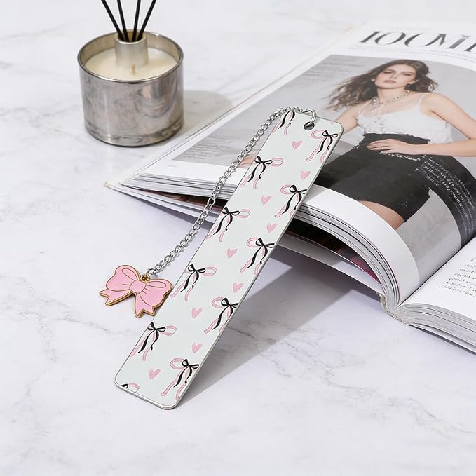 Pink Bowknot Stainless Steel Bookmark - Printed with Cute Bowknot Patterns & Equipped with Heart Pendants, Ideal for Female Readers, Perfect Birthday Gift for Girlfriends (Double-Sided A)