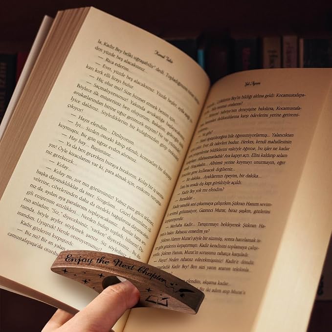 Quimoy Book Page Holder for Reading,Thumb Books Page Holder, Books Reading Accessories Gifts for Book Lovers Teachers Students Friends