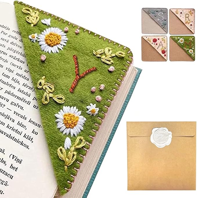 Personalized Hand Embroidered Corner Bookmark, 26 Letters Hand Stitched Felt Corner Letter Bookmark, Cute Flower Embroidery Bookmarks for Book Reading Lovers Meaningful Gift (Summer，Y
